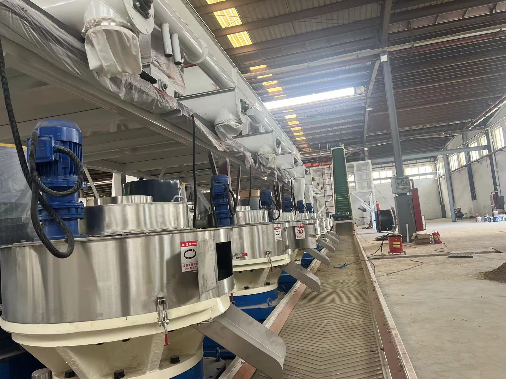 木屑顆粒機您不（bú）知道的發展前景與好處 